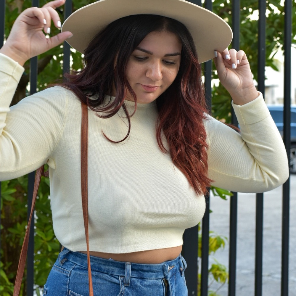 Cream Le Lis Sweater